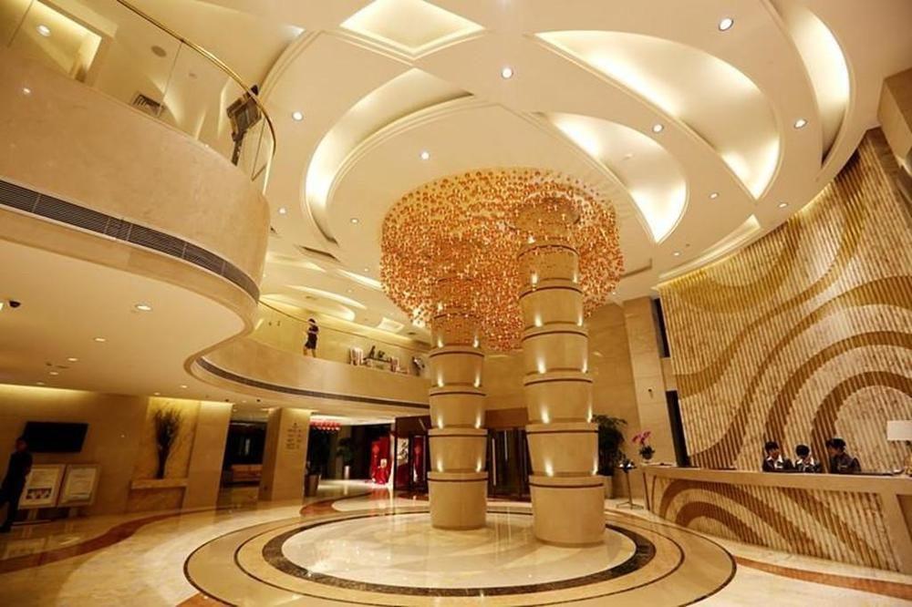Wuhan Tianchimel Hotel Exterior photo